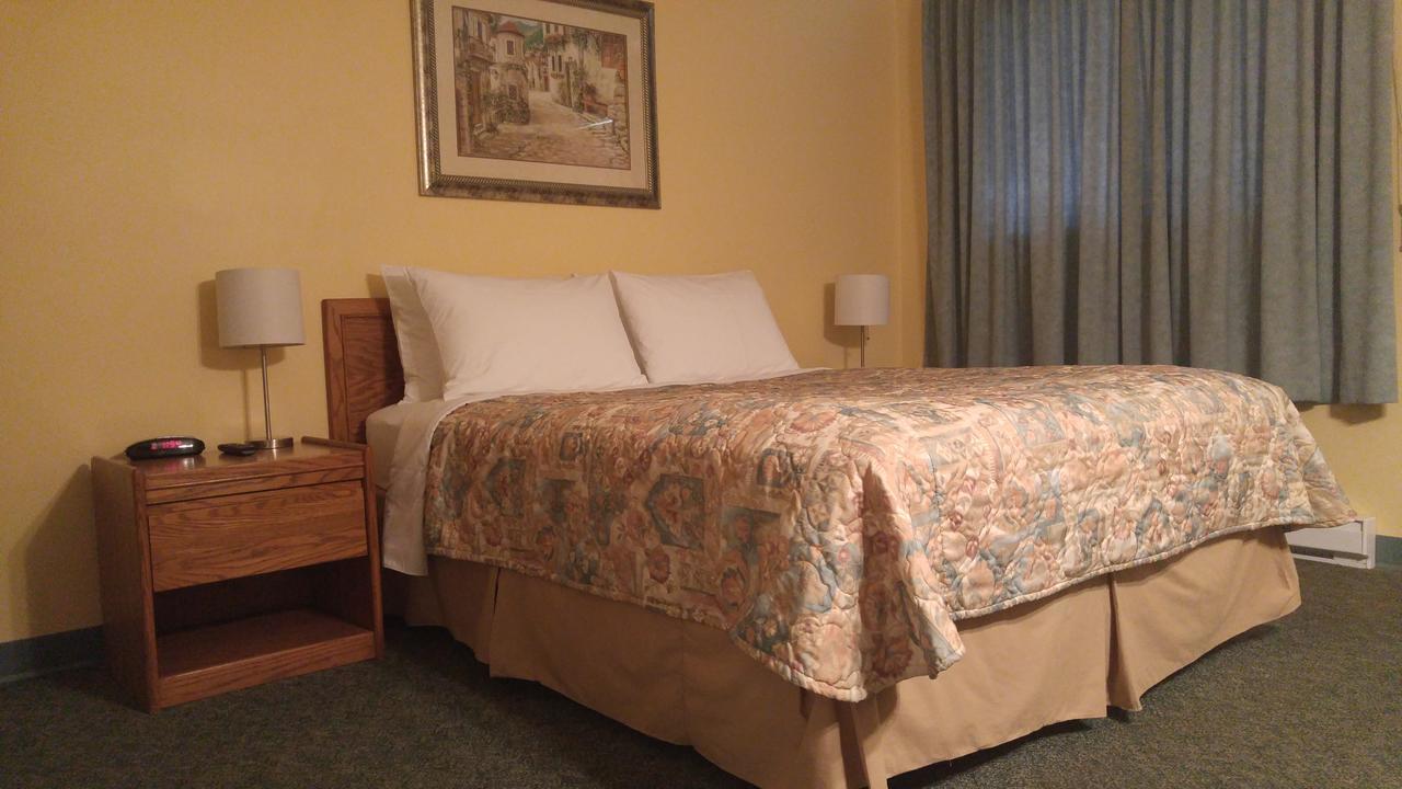 Robber's Roost Motel New Hazelton Buitenkant foto